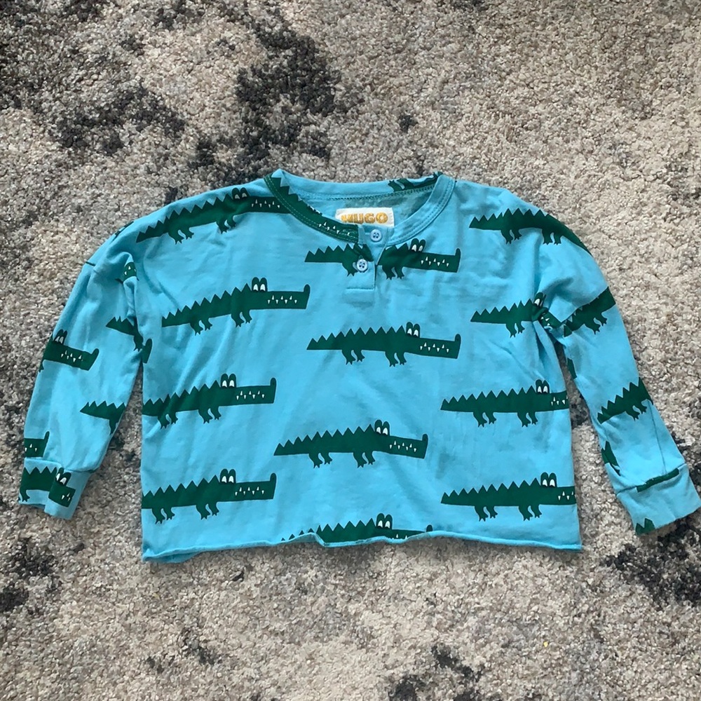 Hugo Loves Tiki baby shirt